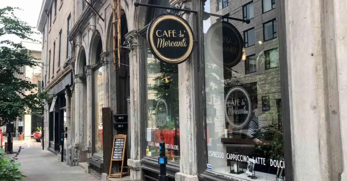 Café de Mercanti Old Montreal