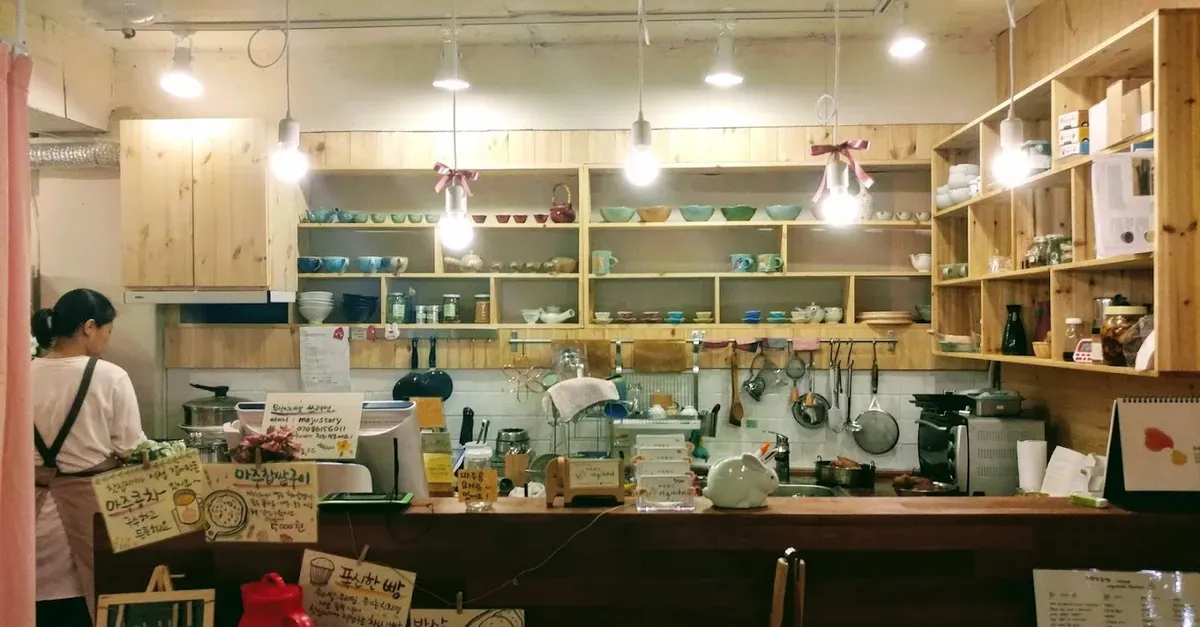 Maju Story (Organic vegan cafe)