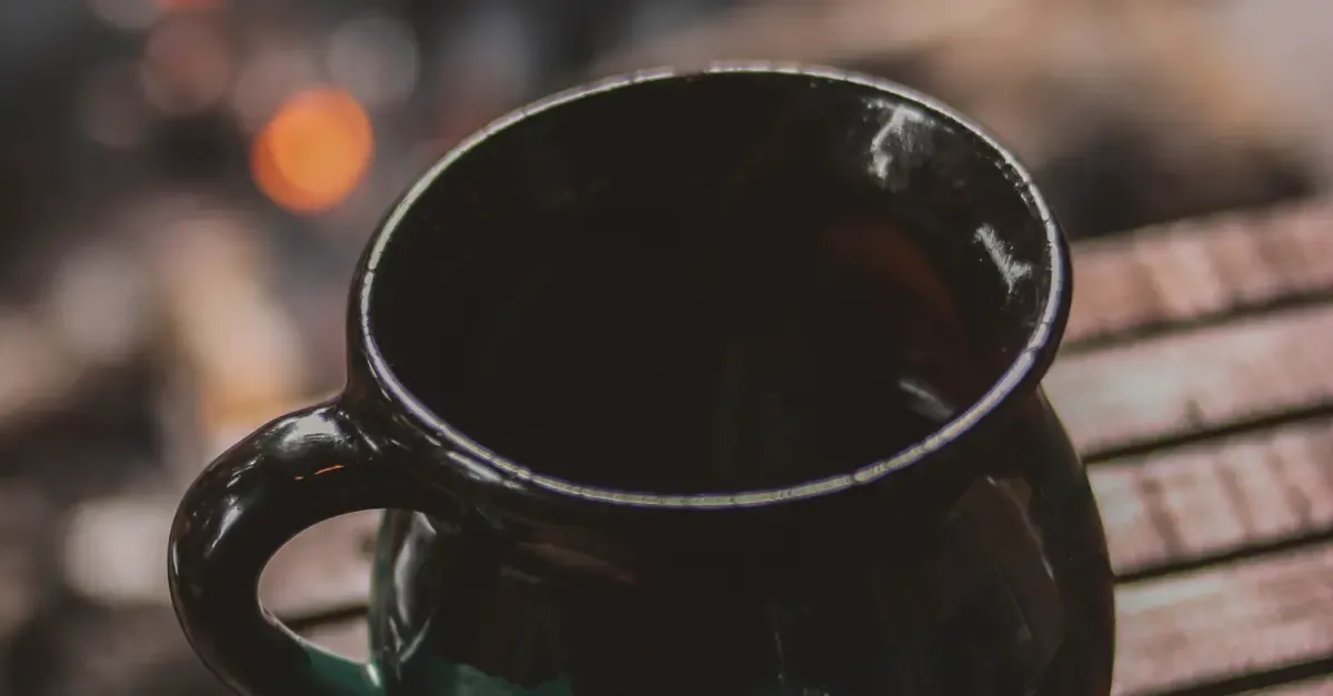 Café De Olla on a table