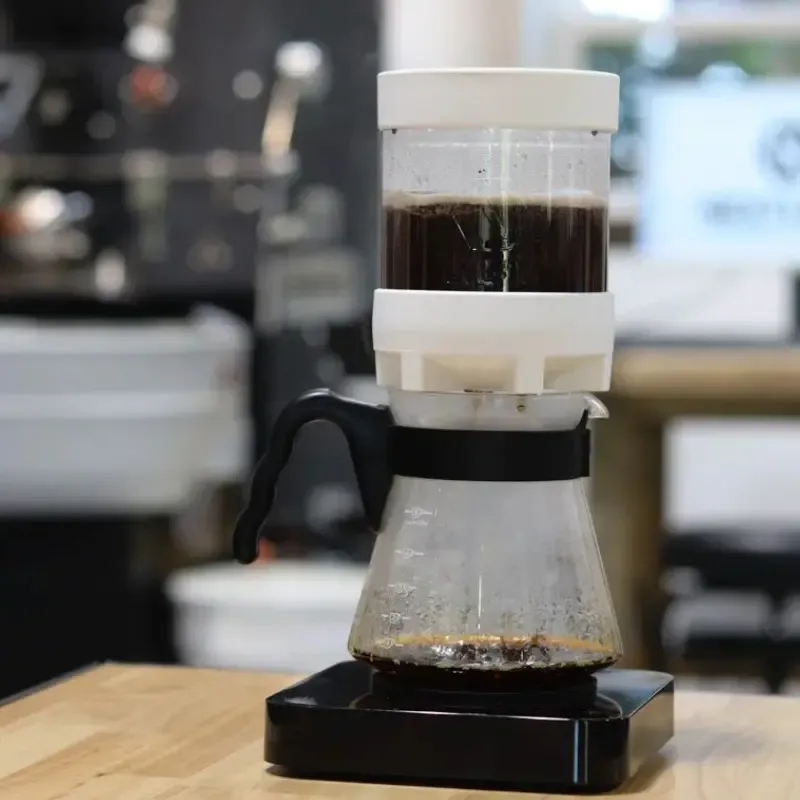 NextLevel Pulsar Brewing into a carafe