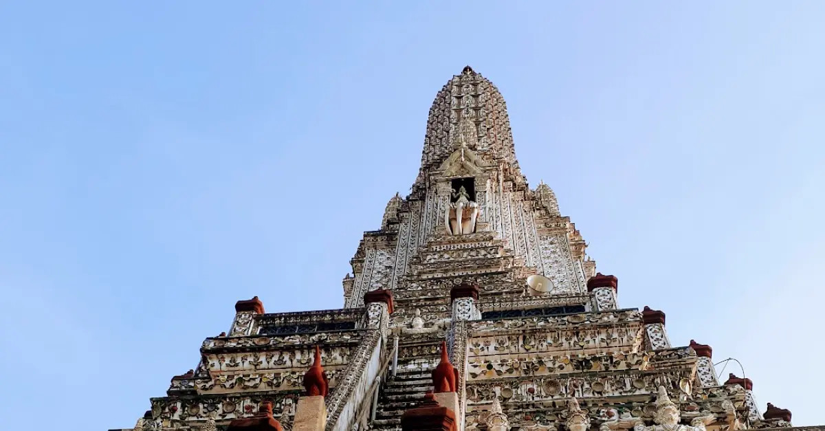 8 Favorite Coffee Shops in Bangkok Worth Visiting!