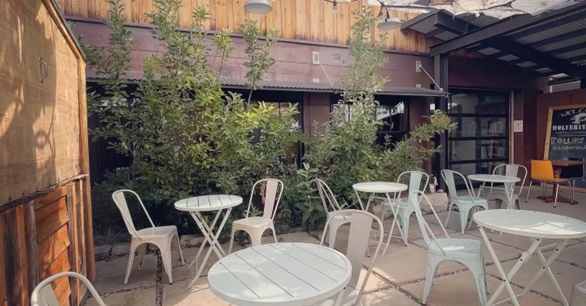 Wolverine Farm Publick House