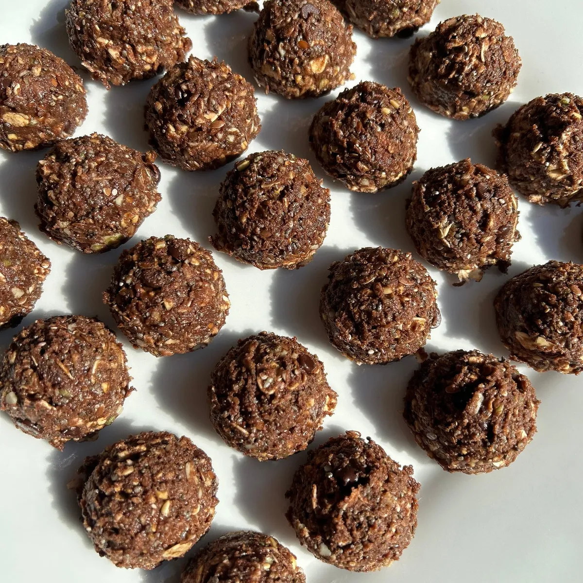 PLANTERS Deluxe Salted Mixed Nuts