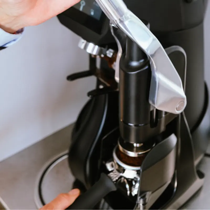 Big handle on the Rancilio Bond