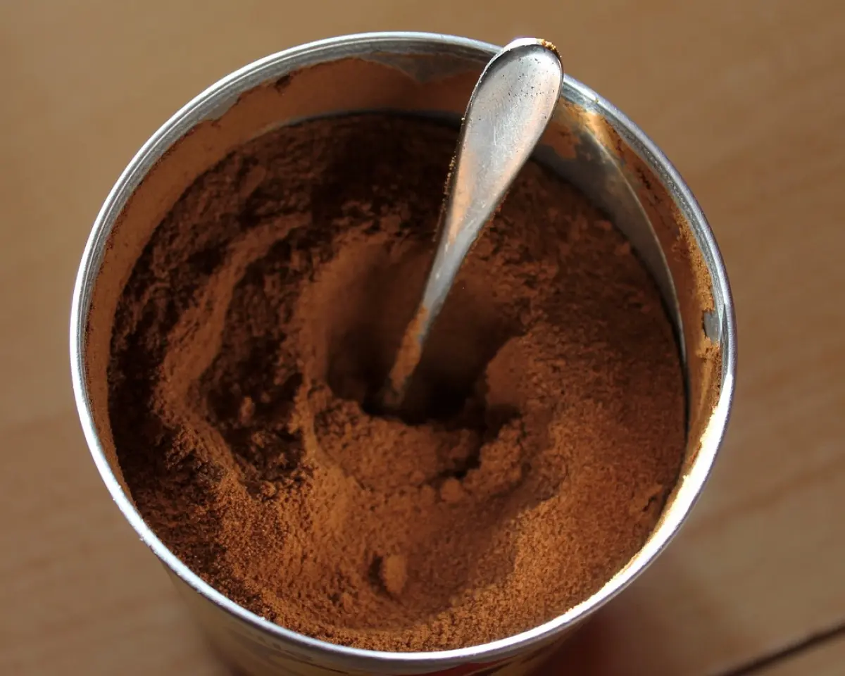 Coffee Powder in a can