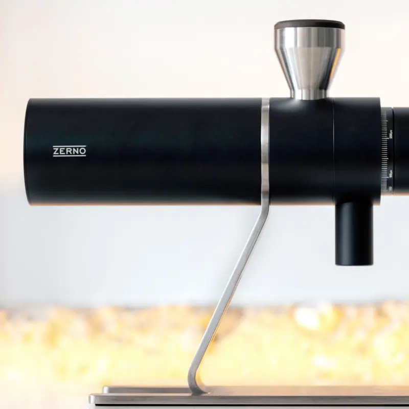 Zerno Z1 profile photo shot